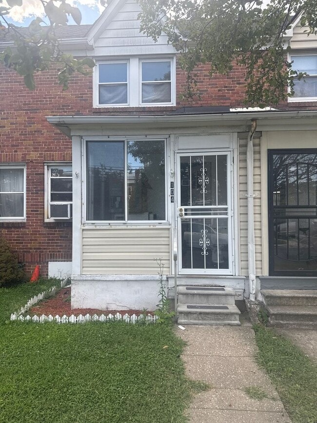 Building Photo - 104 Willow Spring Rd Unit 1 Rental