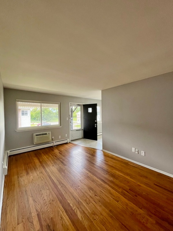 Photo - 580 Harrison Blvd