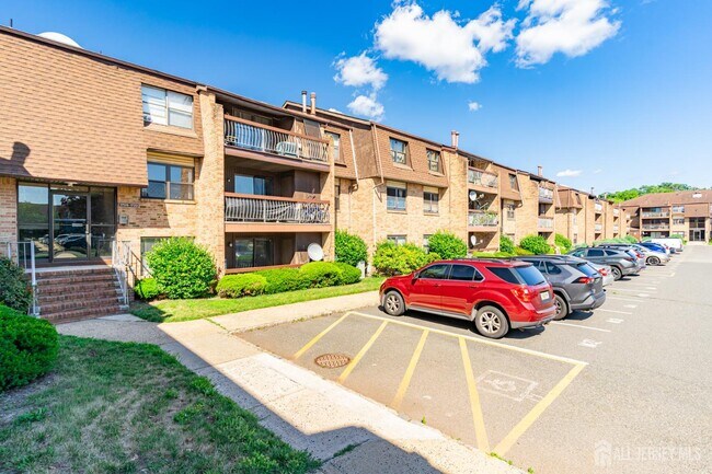 Photo - 1719 Raspberry Ct