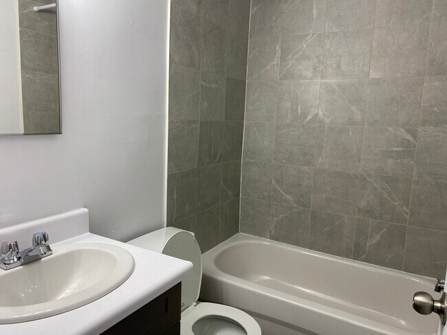 Photo - Victoria Apartments