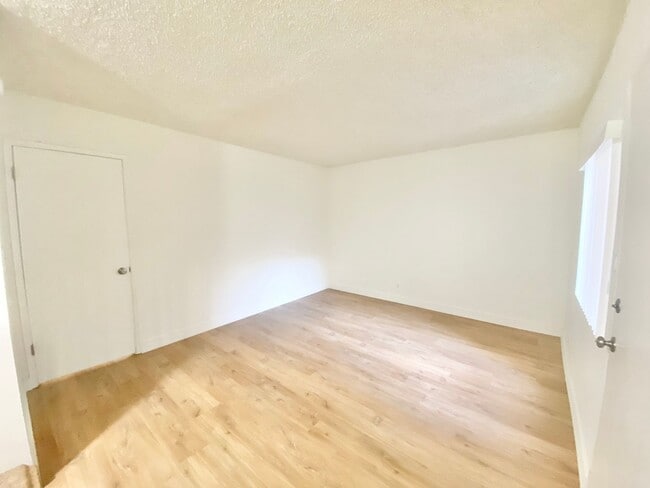 Photo - Cozy 1 bedroom unit located in Canoga Park! Unidad 106
