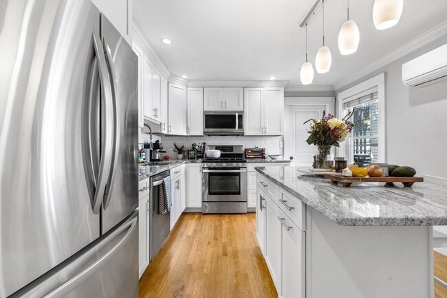 Photo - 73 G St Unit 2