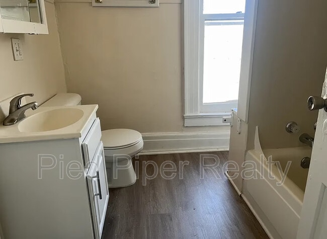 Photo - 404 E Prospect Terrace