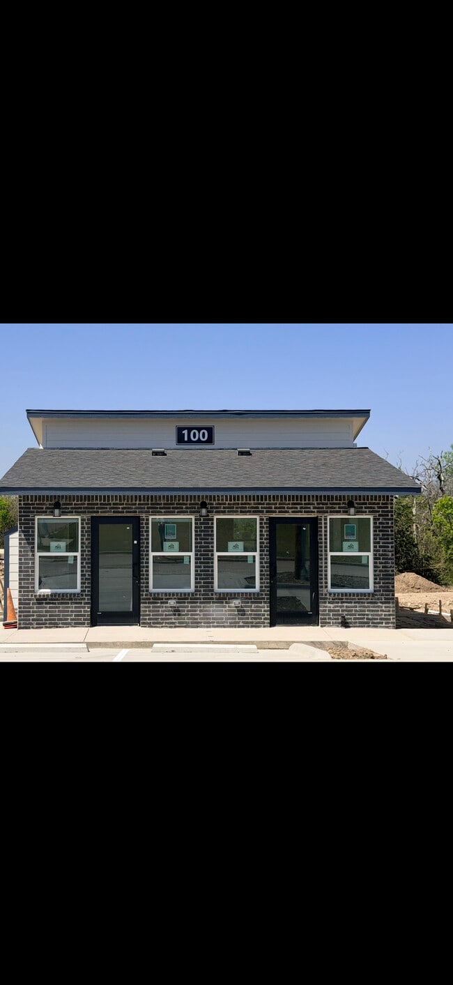OFFICE/LAUNDRY