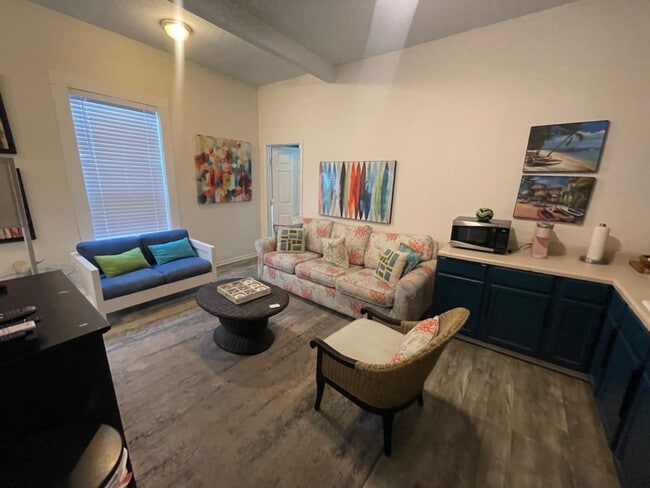2423 Avenue Q Unit SI ID1573978P