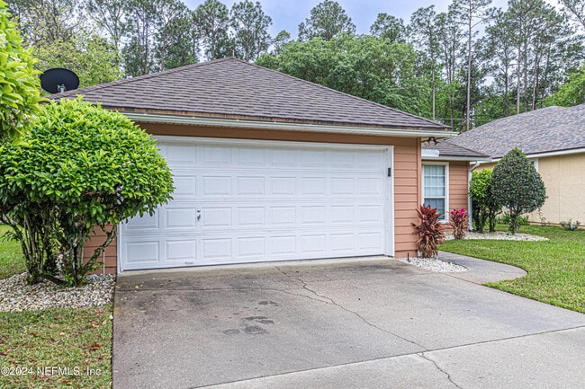 Photo - 2243 Trailwood Dr