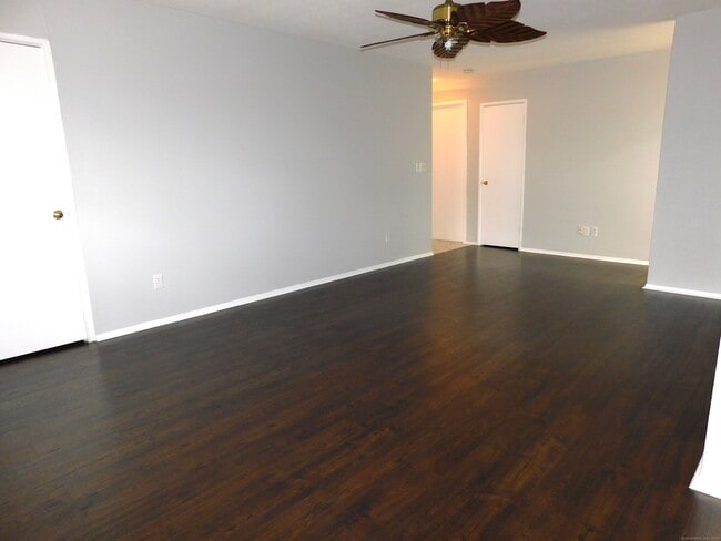 Photo - 173 Kennedy Dr Unit 173