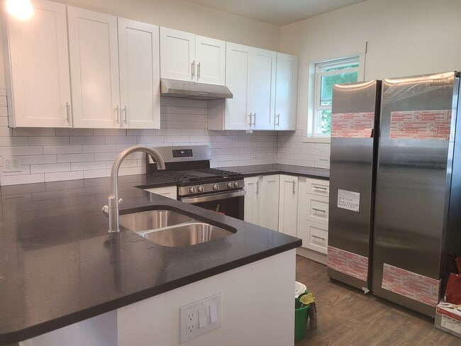 Photo - 1015 Watson St SW Unit 1