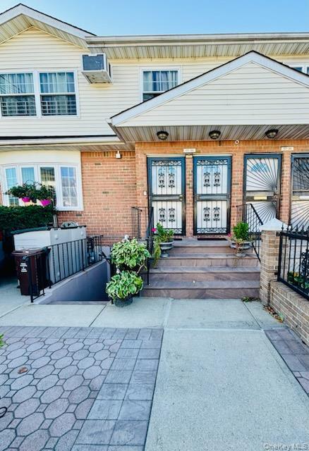 Building Photo - 177-68 Meadow Dr Unit 1st Floor