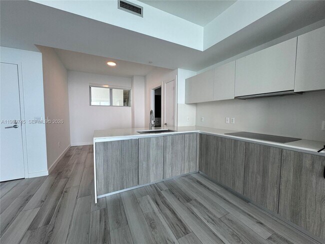 Photo - 2900 NE 7th Ave Unit 26