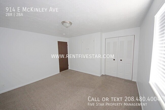 Photo - 914 E McKinley Ave-