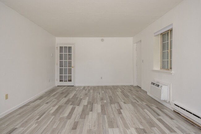 Photo - 506 Fox Run Ln