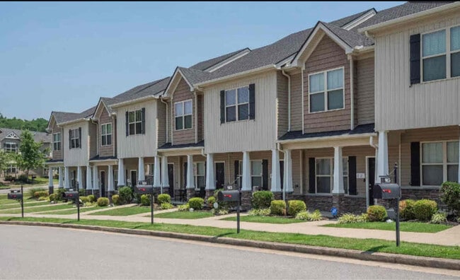 Building Photo - 5029 Upper Park Pl