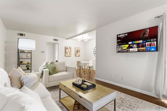 Building Photo - 2800 Escada Dr Unit 207