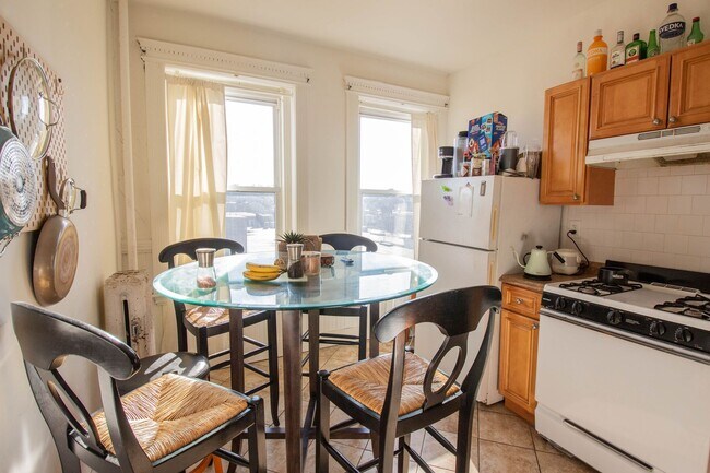 Photo - 2bed apartment close to Boston University - $2600