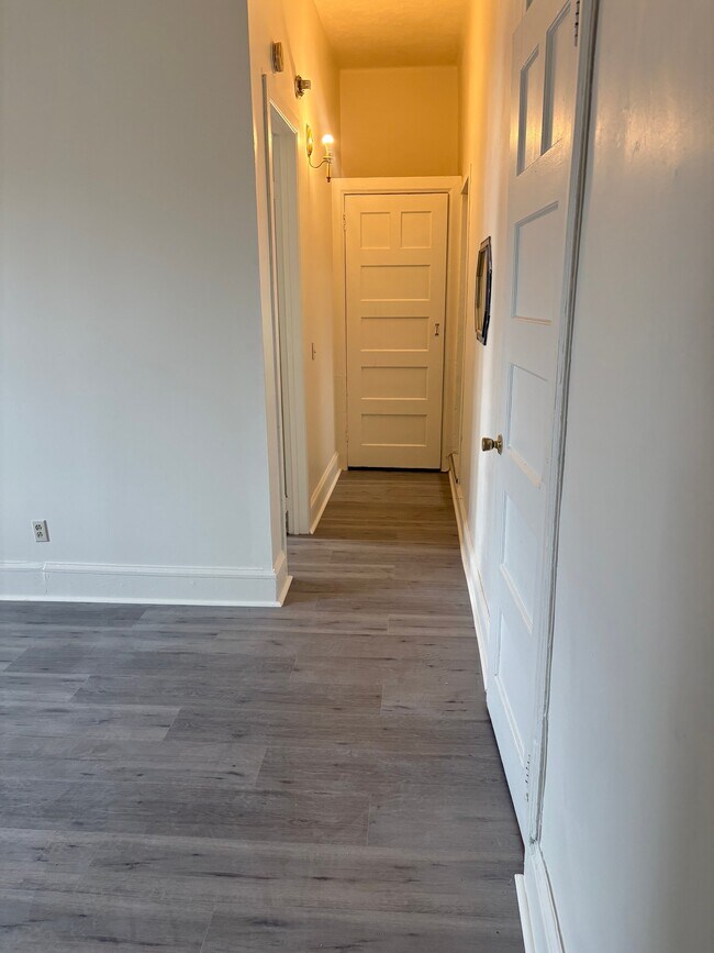 79 4th St