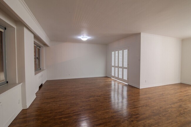 Photo - 3495 Rue de la Montagne Unit 603