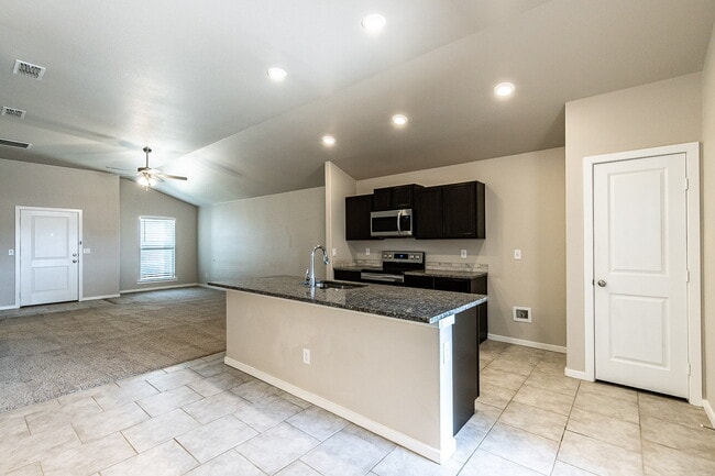 Photo - Newer 3/2/2 Home in Bell Farms!