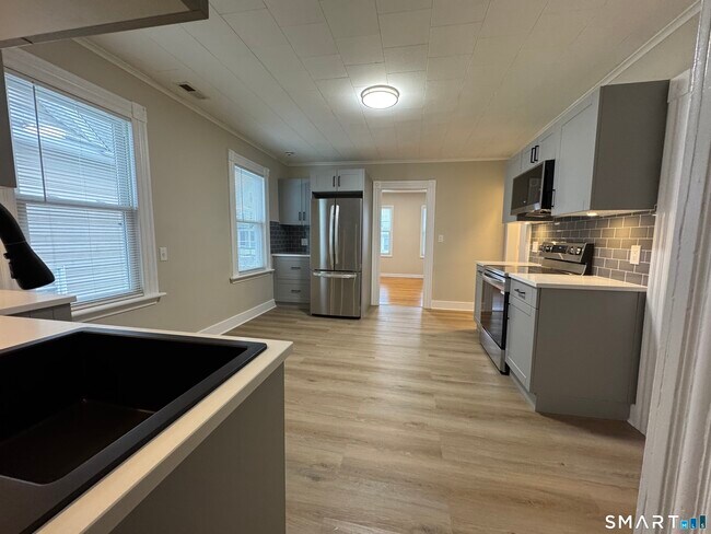 Photo - 22 Dwight St Unit 2nd Fl