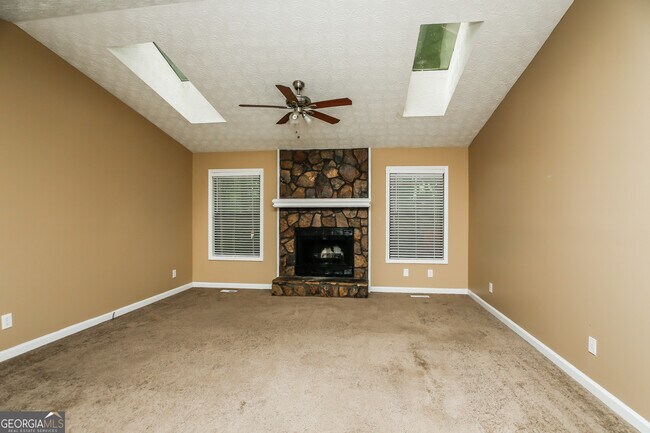 Photo - 5561 Deerfield Pl House