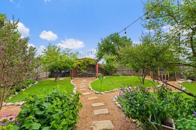 Building Photo - 4516 Tiddle Ln
