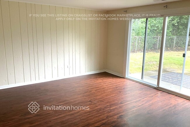 Photo - 22847 Redwood Dr