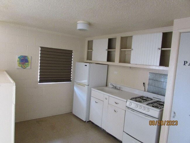 Photo - 114 S Iron St Unit 1