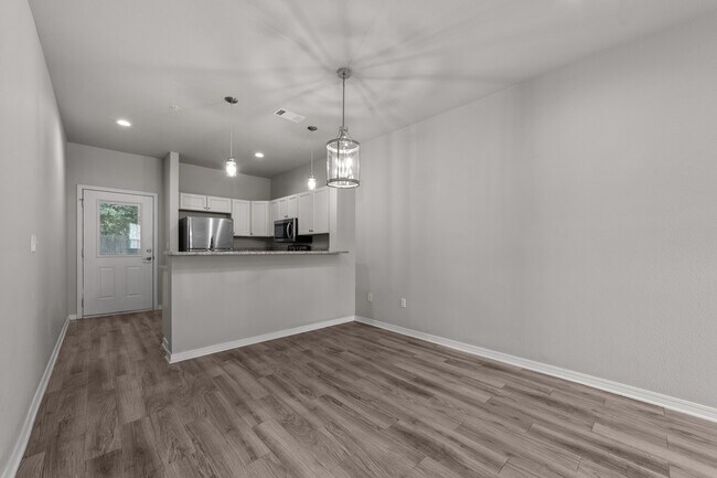 Photo - Concord Village