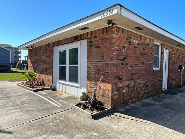 Photo - 095-Ward Unidad B