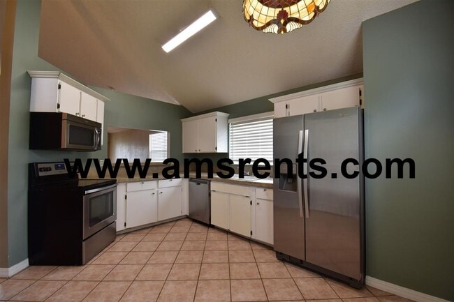 Photo - Spacious 3 bedroom House in Orlando