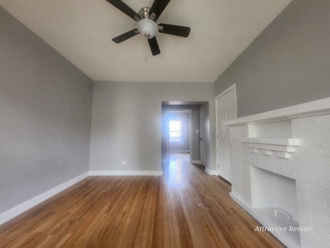 2916 W 64th St Unit 1