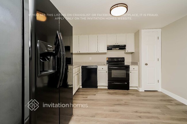 Photo - 1278 E 97th Pl House