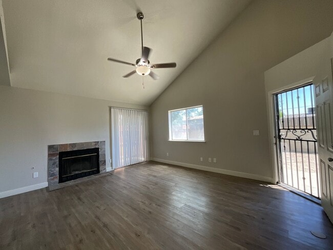 Photo - Siri Thorne 4-Plex Unit 104