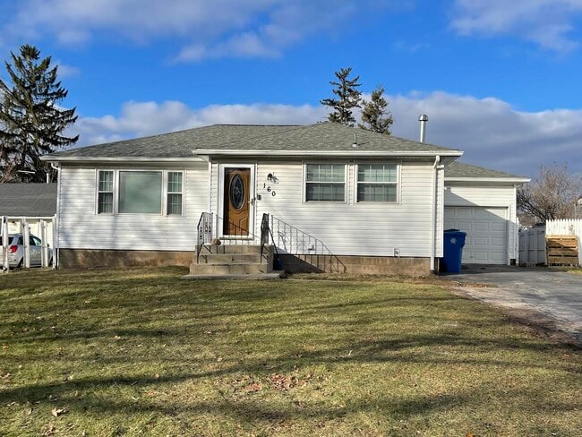 Front/Exterior - 160 Westfall Rd