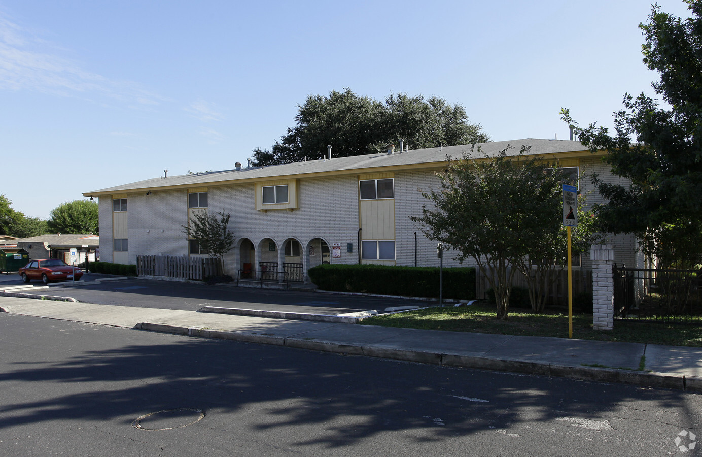 Photo - Escondida Apartments