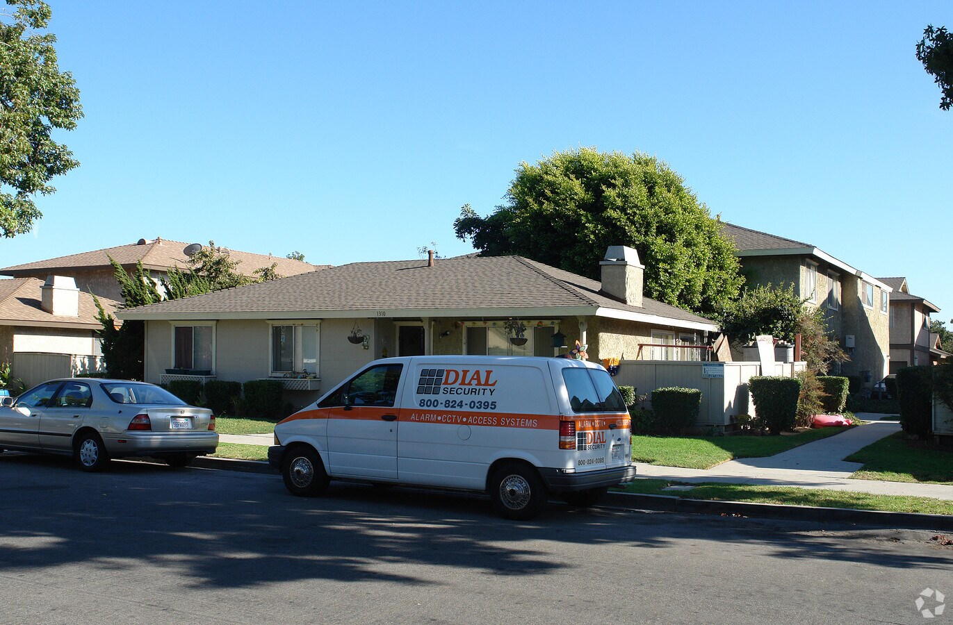 Photo - 1310 W Hull Pl