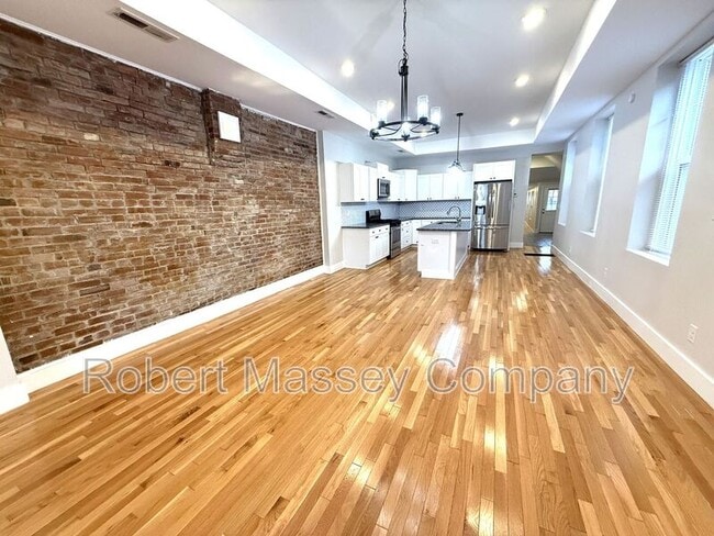 Photo - 1435 Mellwood Ave