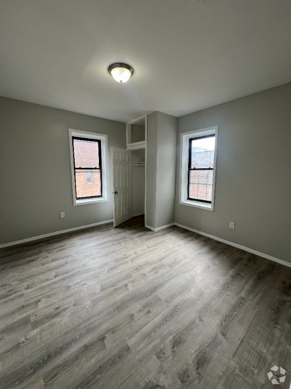 Building Photo - 311 Mt Prospect Ave Unit 5L Rental