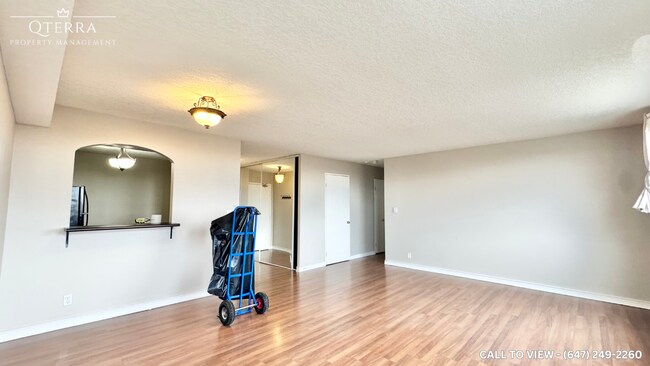 Photo - 18 Holborn Crt Unit 18 Holborn Ct, Kitchener,