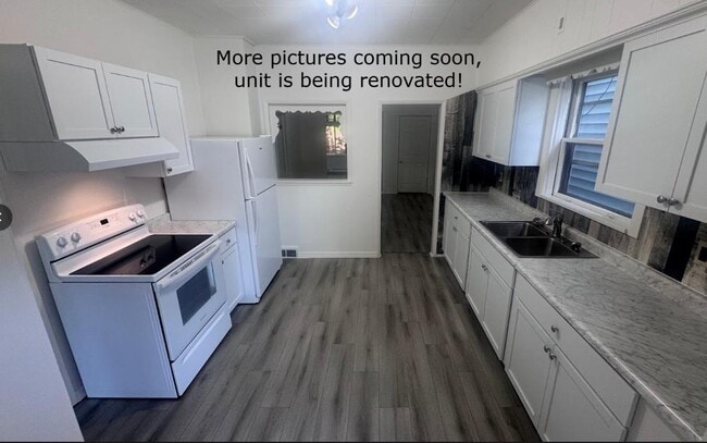Building Photo - 514 E 6th St Rental