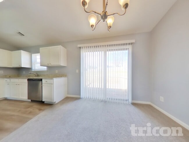 Photo - 245 Longview Dr