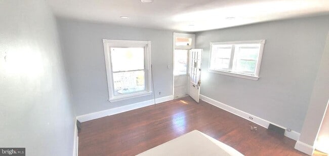 Photo - 16 Wildwood Ave