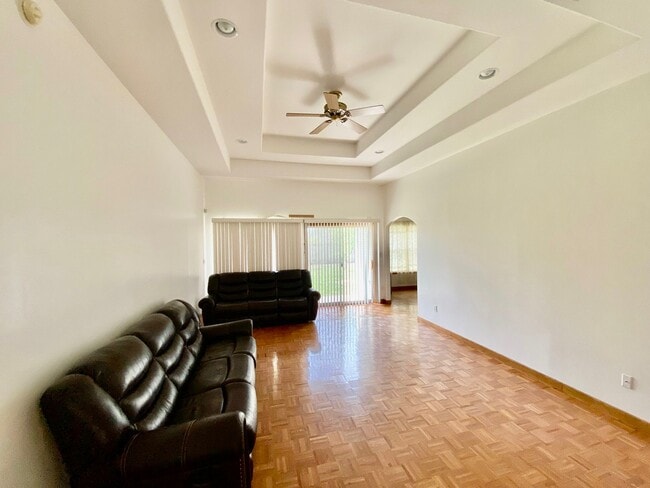 Photo - 4112 Blackhawk St