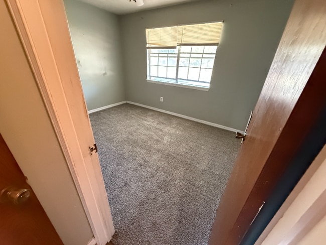 Photo - 724 E 13th St Unit 724