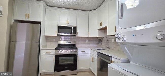 Photo - 3701 S George Mason Dr Unit 2318N