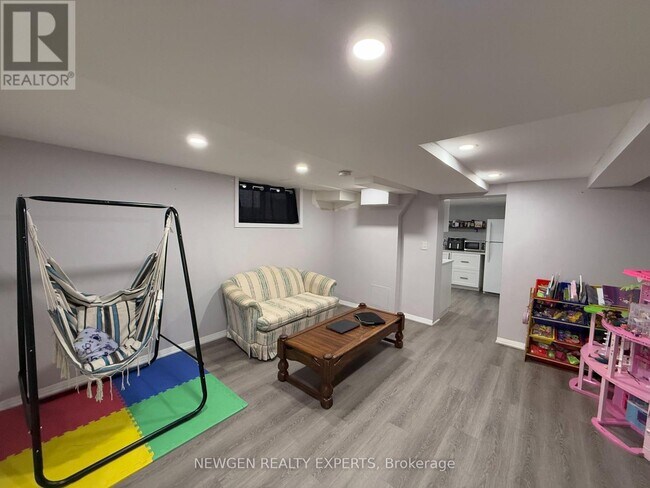 Photo - 66 McDonald Ave