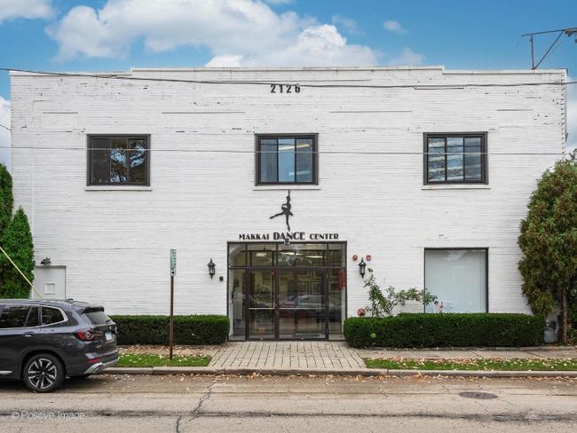 Building Photo - 2126 1st St Rental