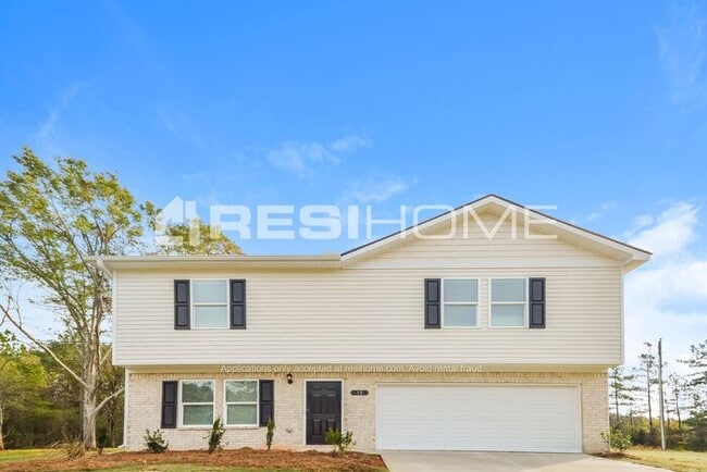Building Photo - 10 Pommel Ct