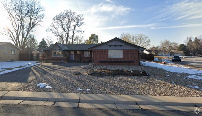 Building Photo - 6033 Nelson St Rental