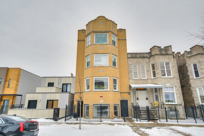 Photo - 3443 W Flournoy St Unidad ID1385611P